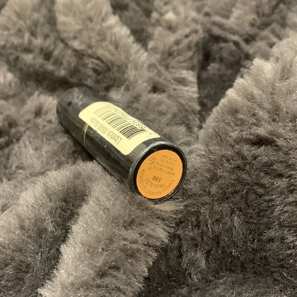 IMAN LIPSTICK - Picture 3 of 3